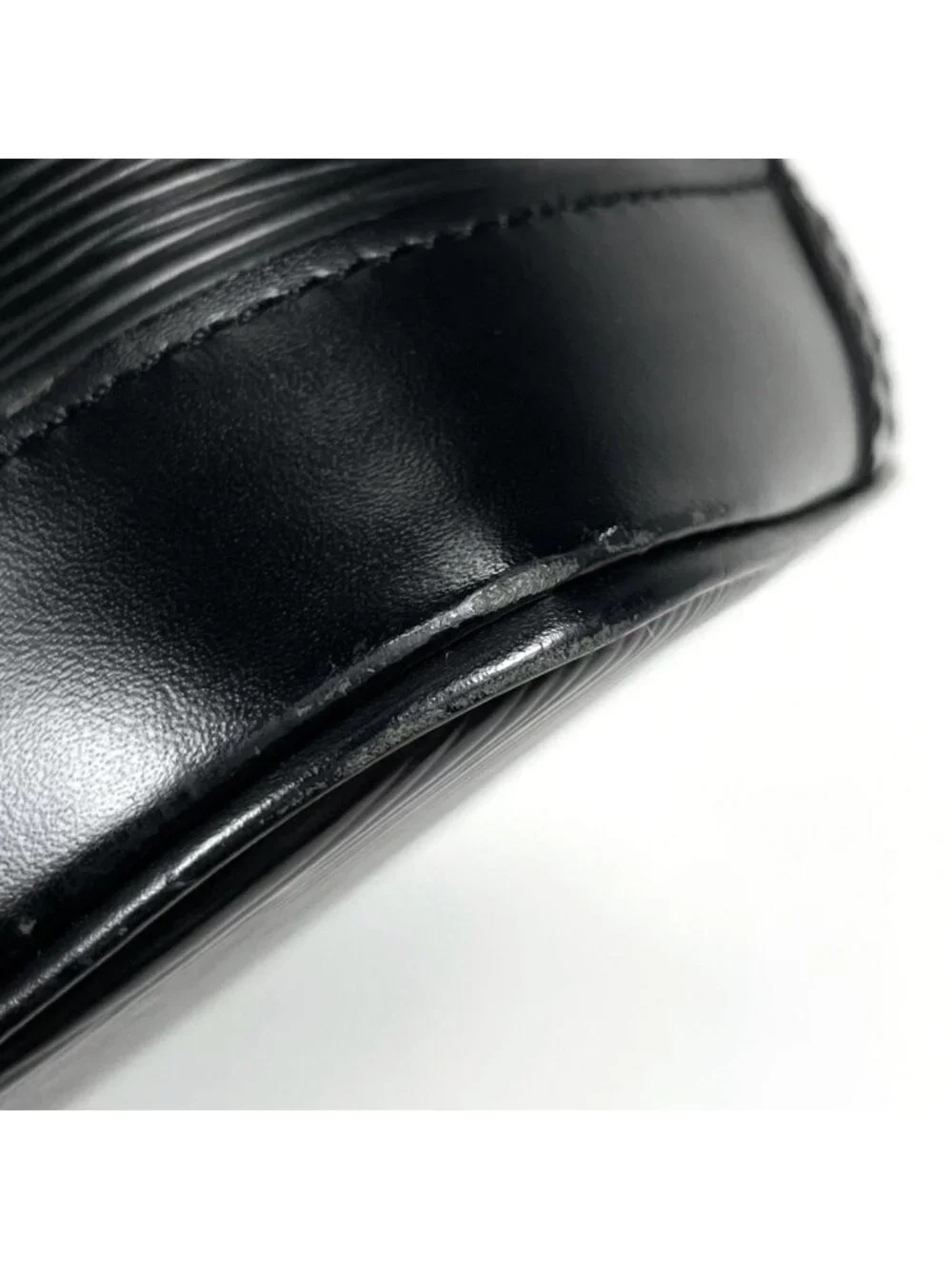 Louis Vuitton Alma Handbag Epi Noir